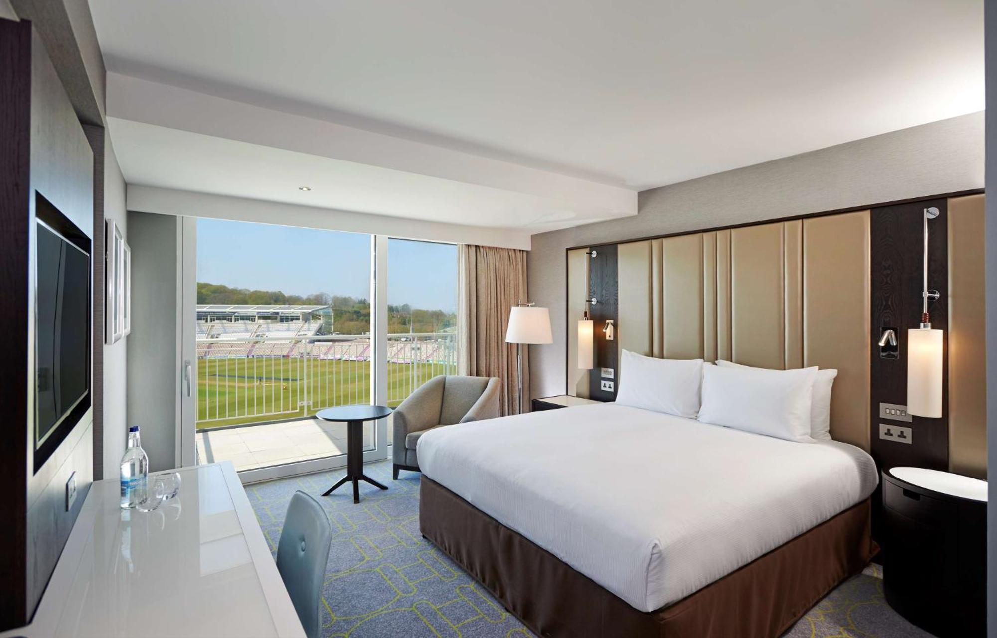 Hotel Hilton Southampton - Utilita Bowl Zewnętrze zdjęcie